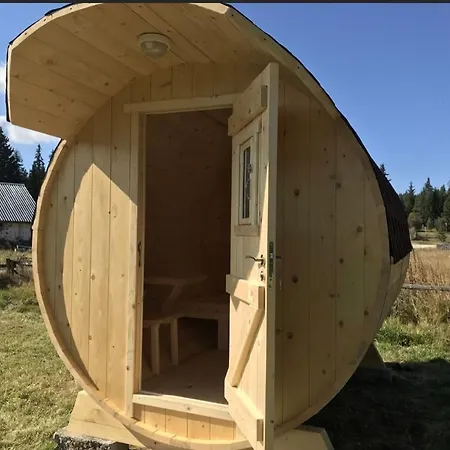 מלון еко орловецъ 3*